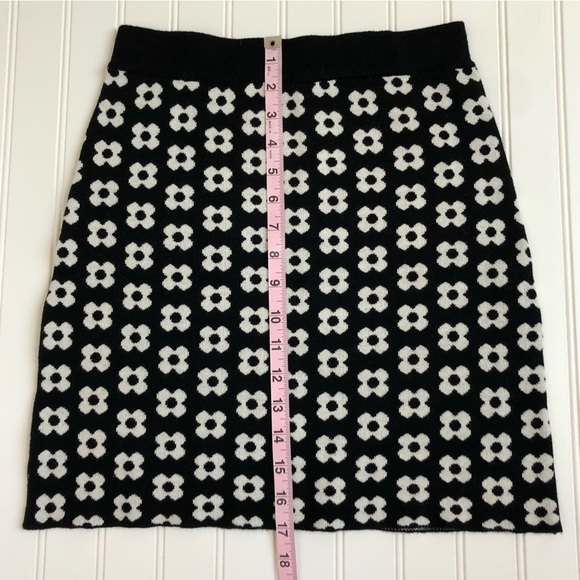 Princess Polly Adora Mini Skirt in Black with White Flowers - Picture 10 of 10